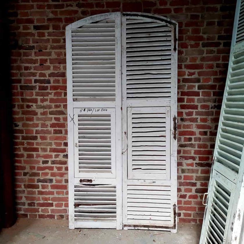 Double volet arrondi, 123x224cm.