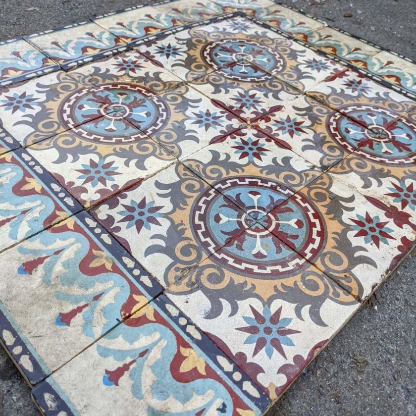 Carreaux de ciment side