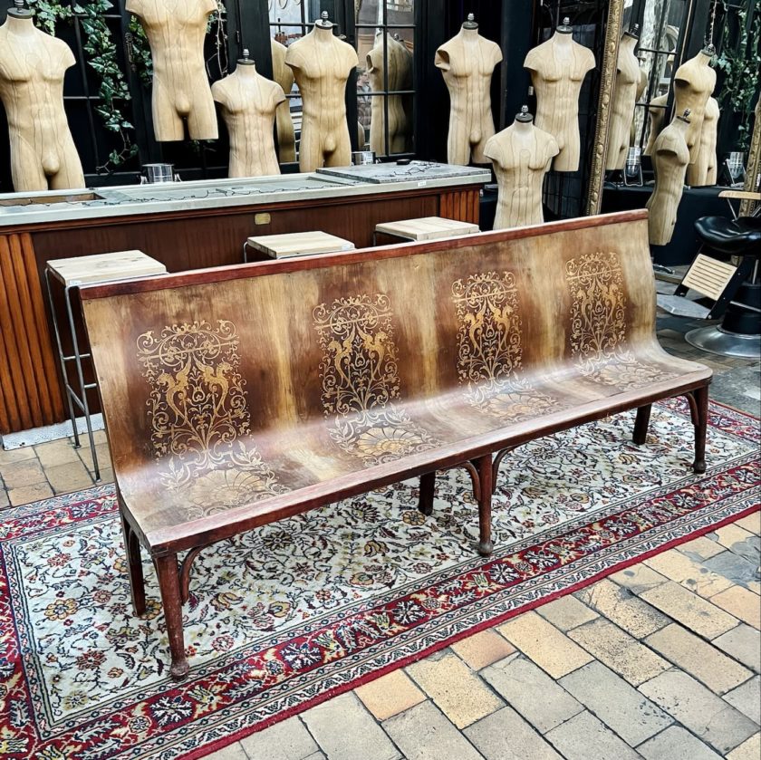 banquette de bistrot side