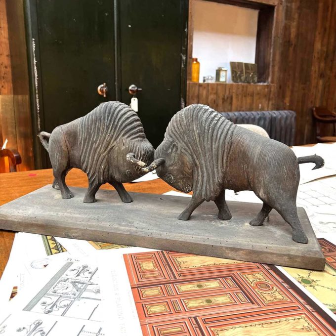 combat de bisons side