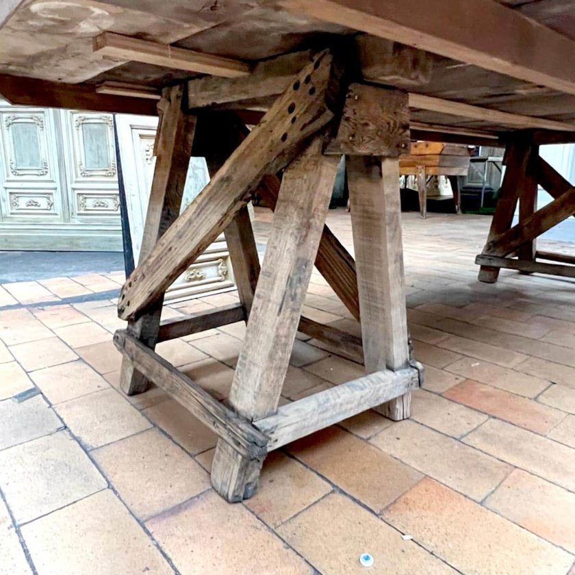 Table en chêne feet