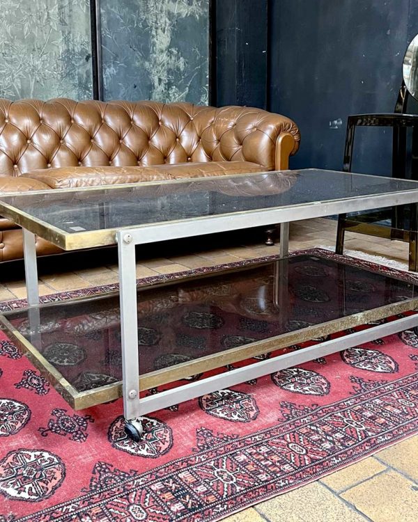 Table basse en laiton et inox avec verre fumé
