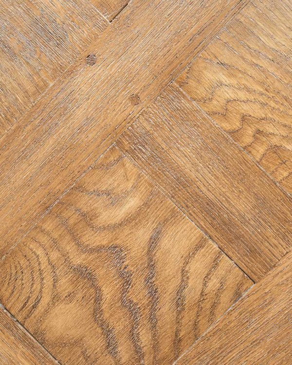 Parquet Soubise ou petit versailles en chêne vielli zoom