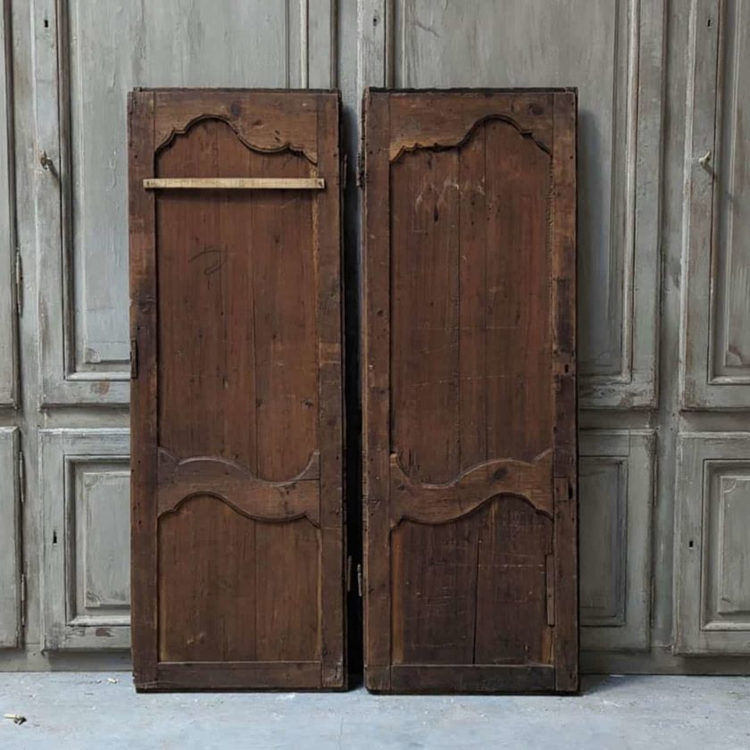 Double porte de placard en sapin style Louis XV 17x164