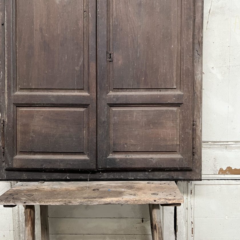 Double porte de placard avec bâti