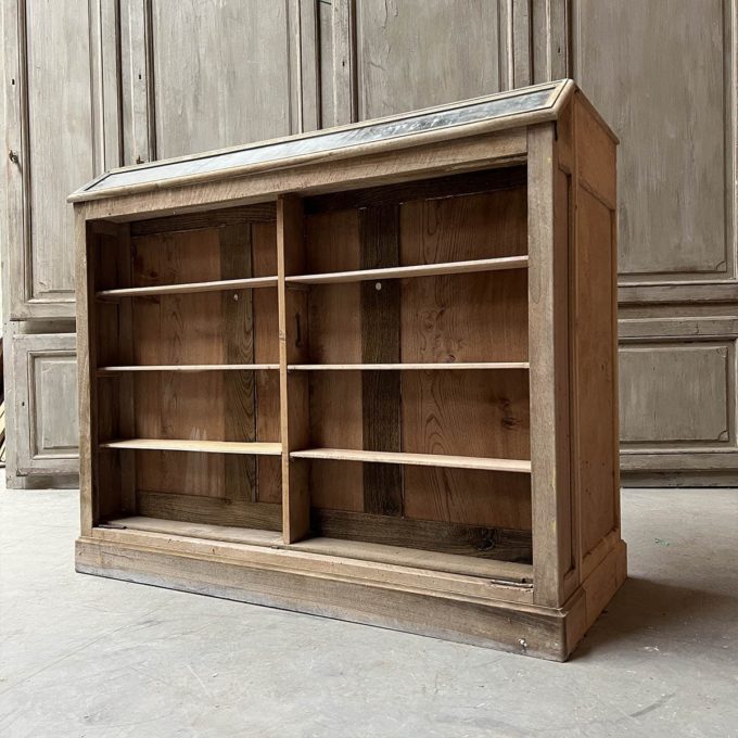 Meuble de bijoutier