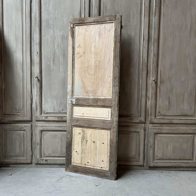 Porte de placard décapée 82x233cm