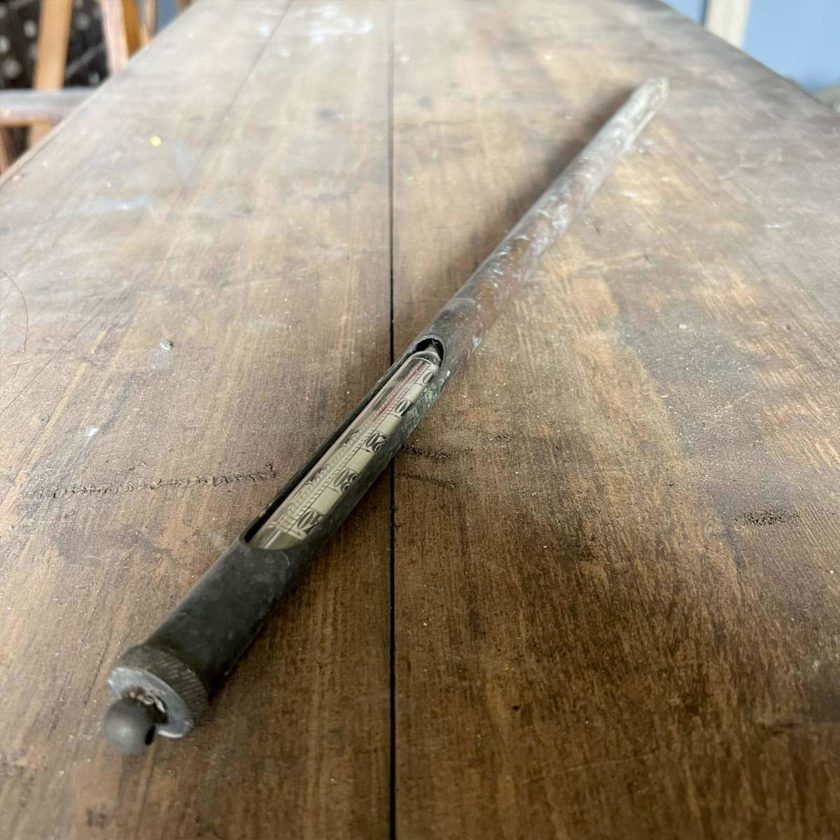 Thermomètre ancien zoom