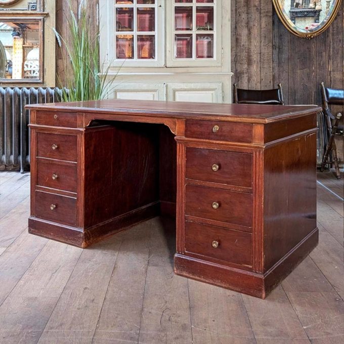 Bureau avec dessus en cuir