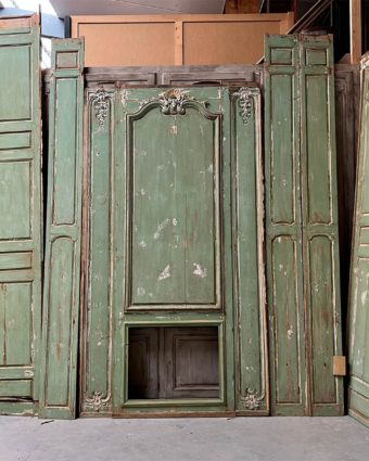 Boiserie chêne d'esprit Louis XV
