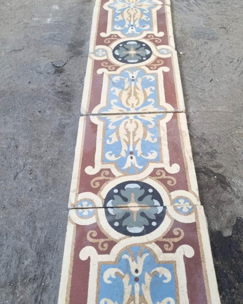 Frise de carreaux de ciment 5,7m linéaire