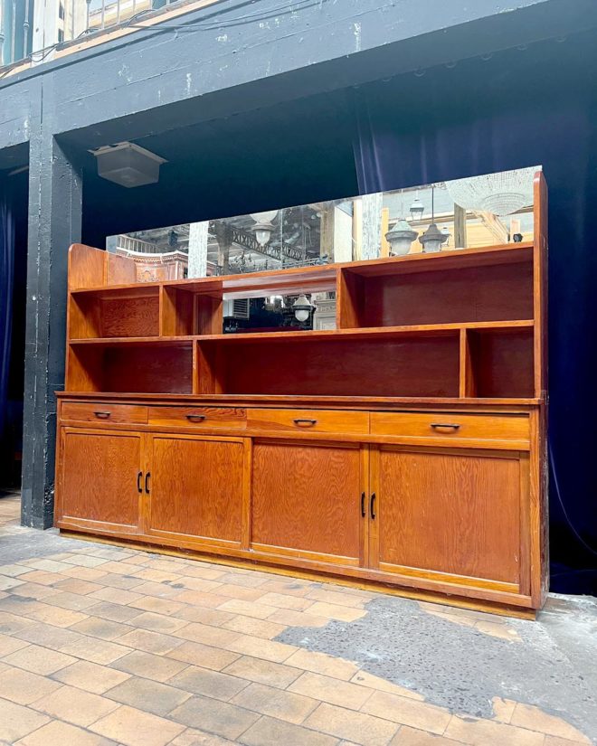 Arrière bar en sapin
