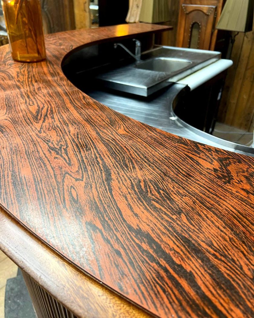 Grand bar contemporain top