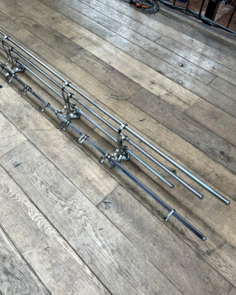 Porte manteau chromé 3m de long